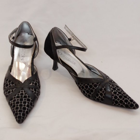 *3 For $25* Black/Silver Pointy Toe Kitten Heels